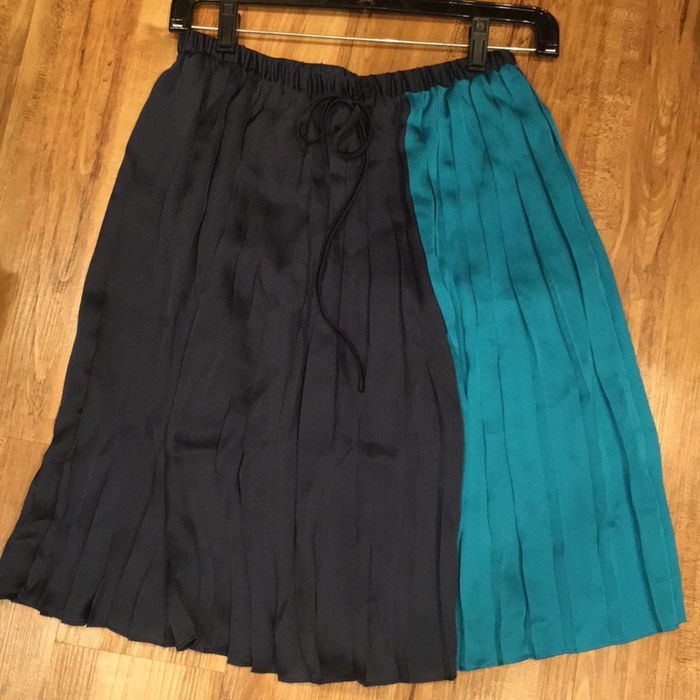 Joe Fresh color block pleated skirt